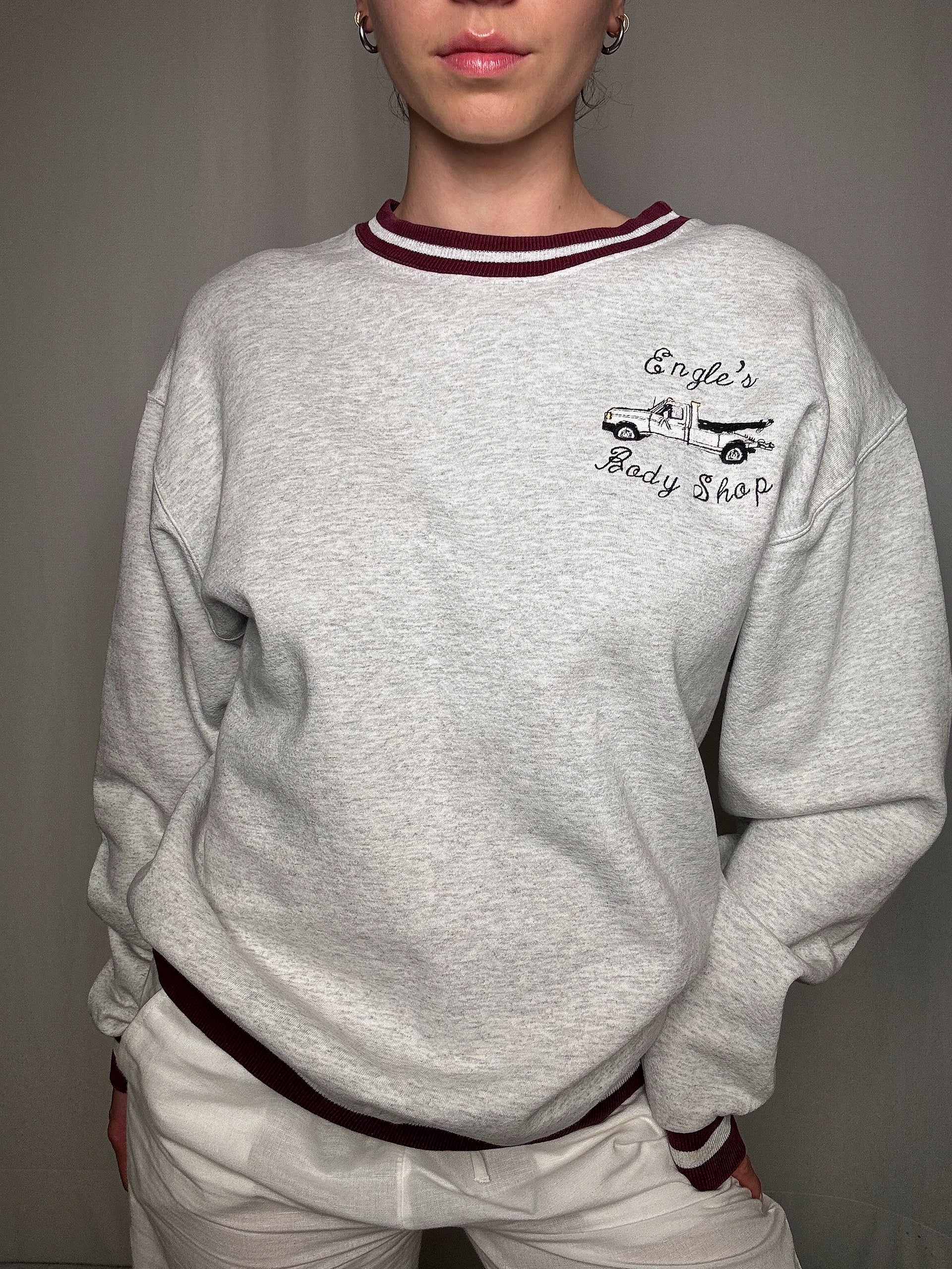 Sweat brodé gris L vintage
