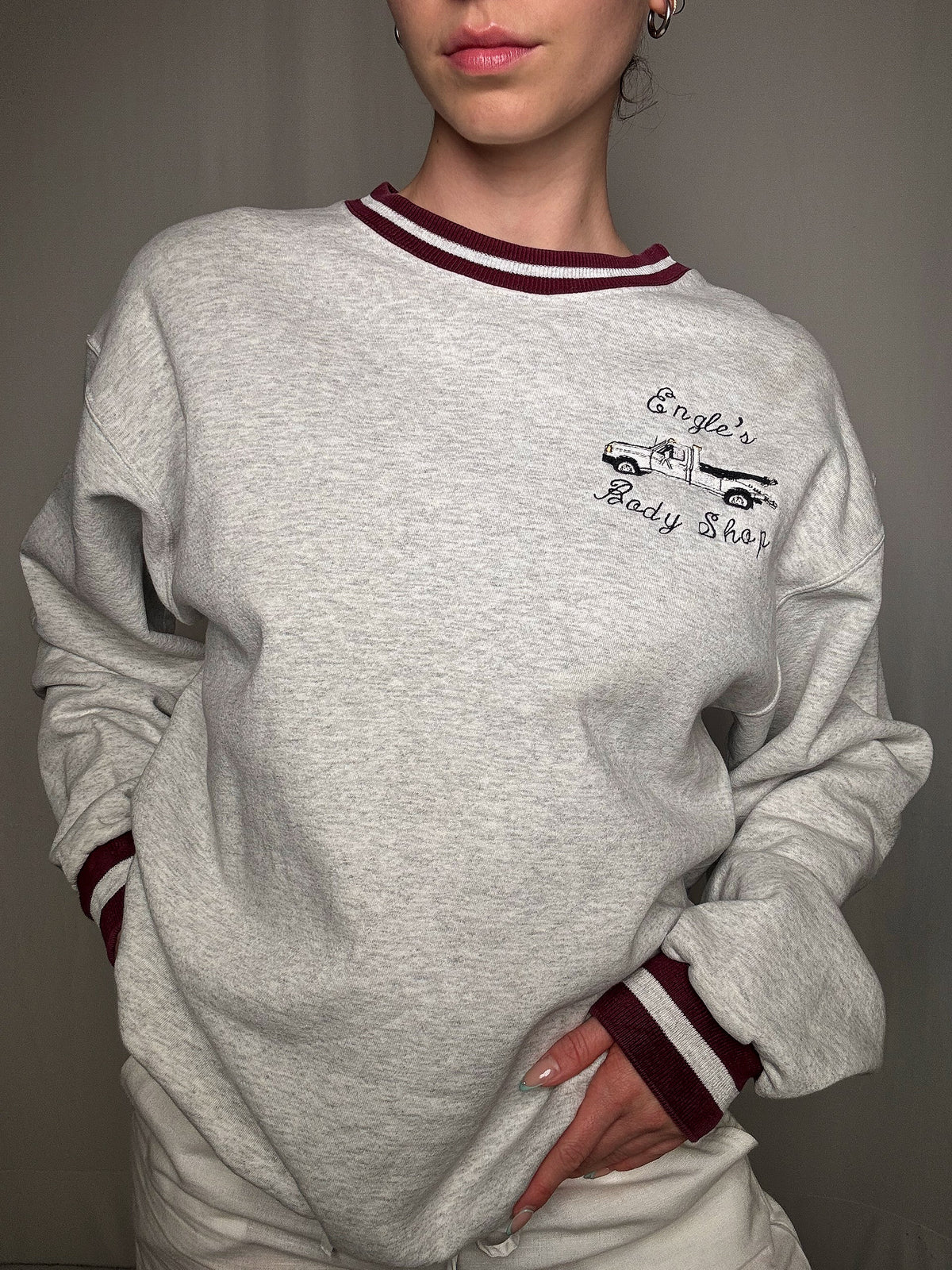 Vintage grey embroidered sweatshirt L