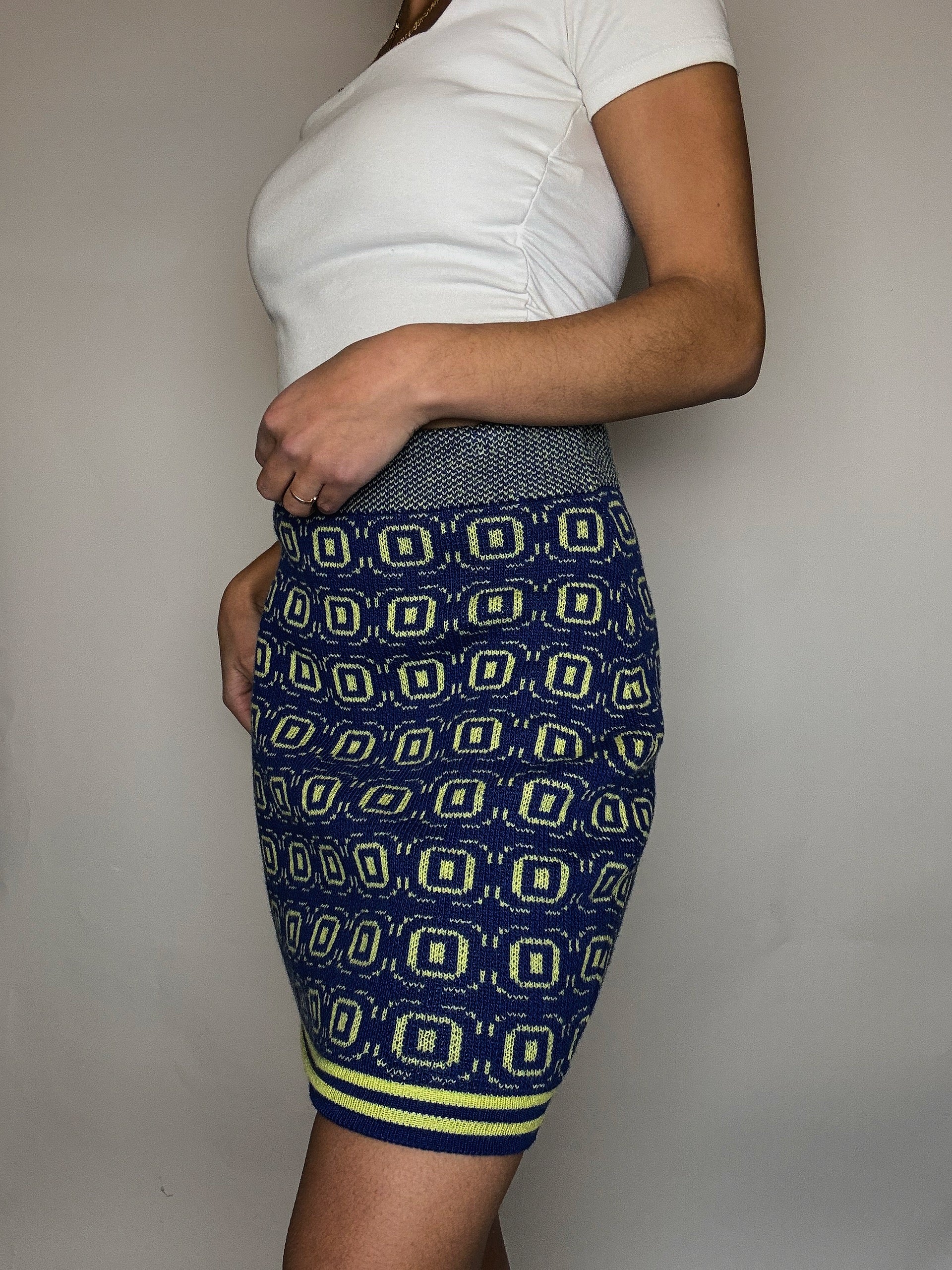 Jupe en maille à motif bleue S vintage