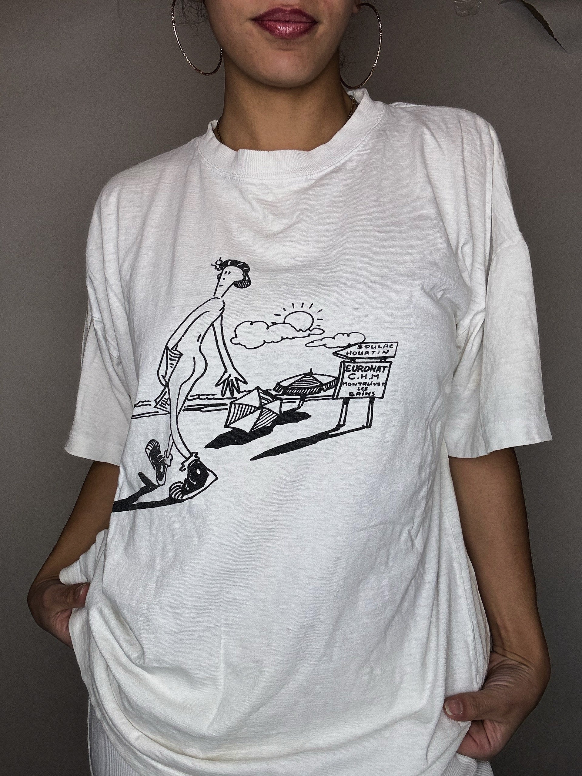 Vintage white printed T-shirt XL