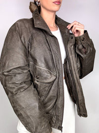 Vintage L/XL Daunenjacke aus Leder im Destroyed-Stil