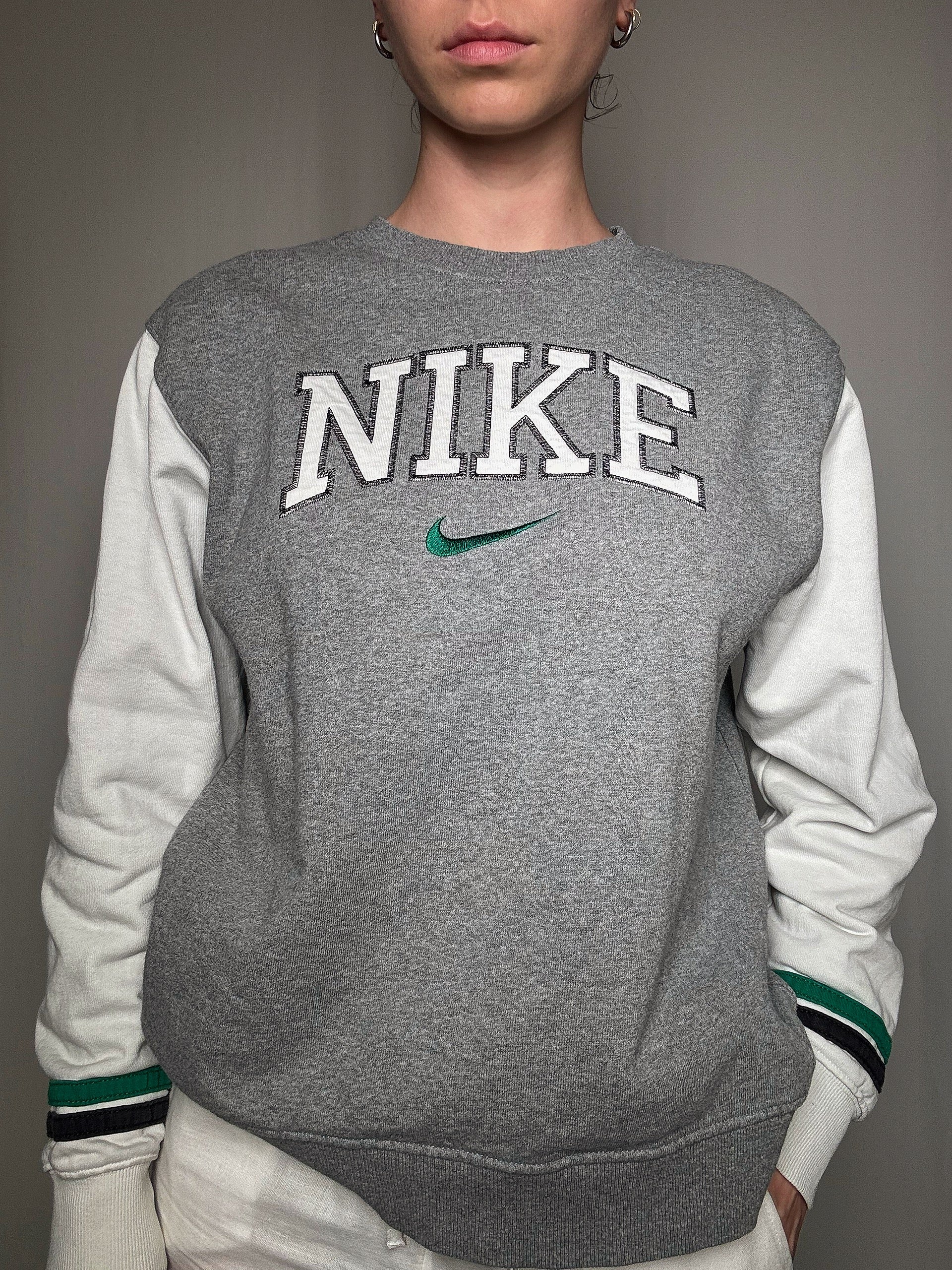 Sweat gris Nike M vintage