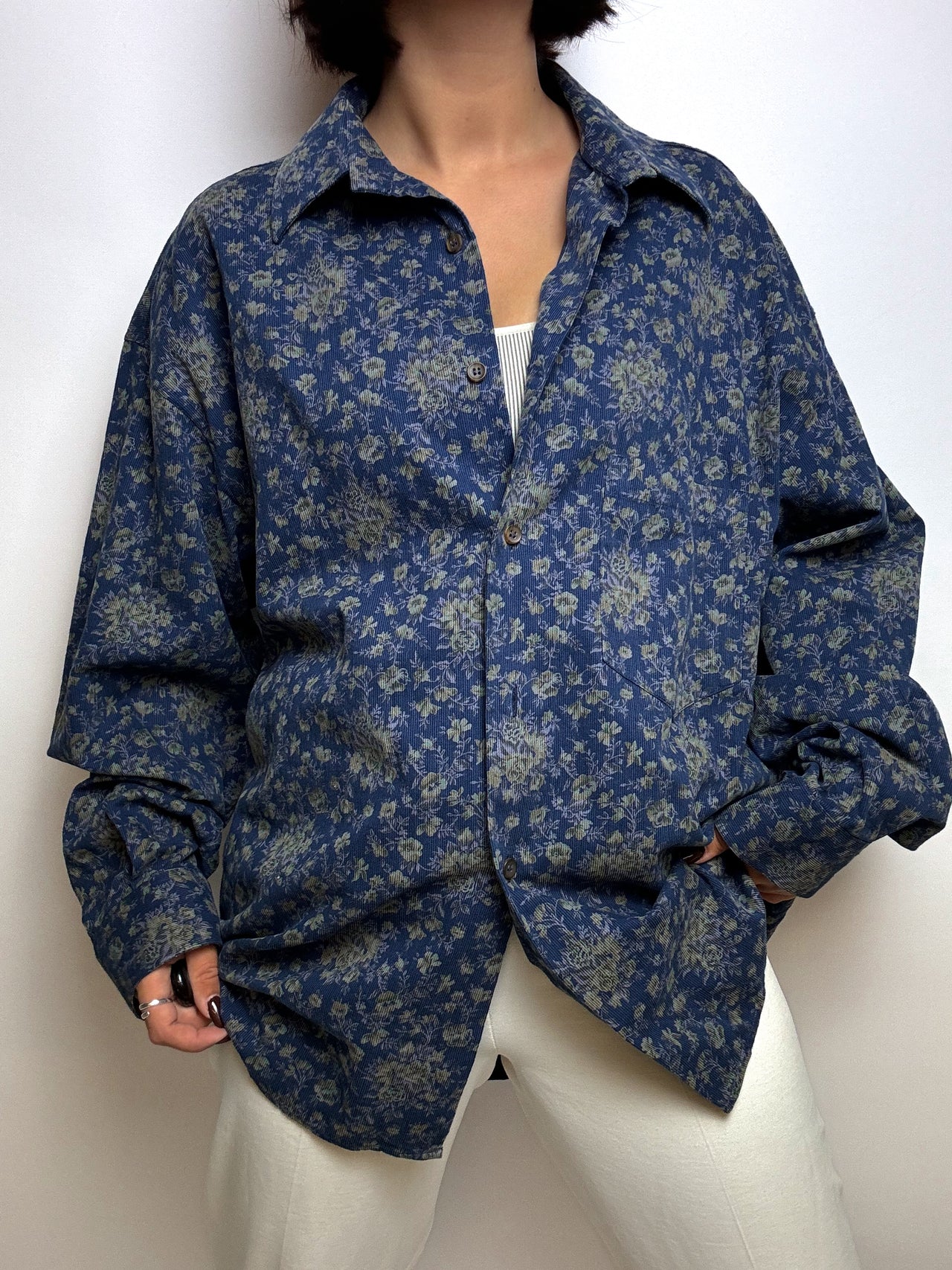 Chemise texturée bleue à fleurs vintage M/L