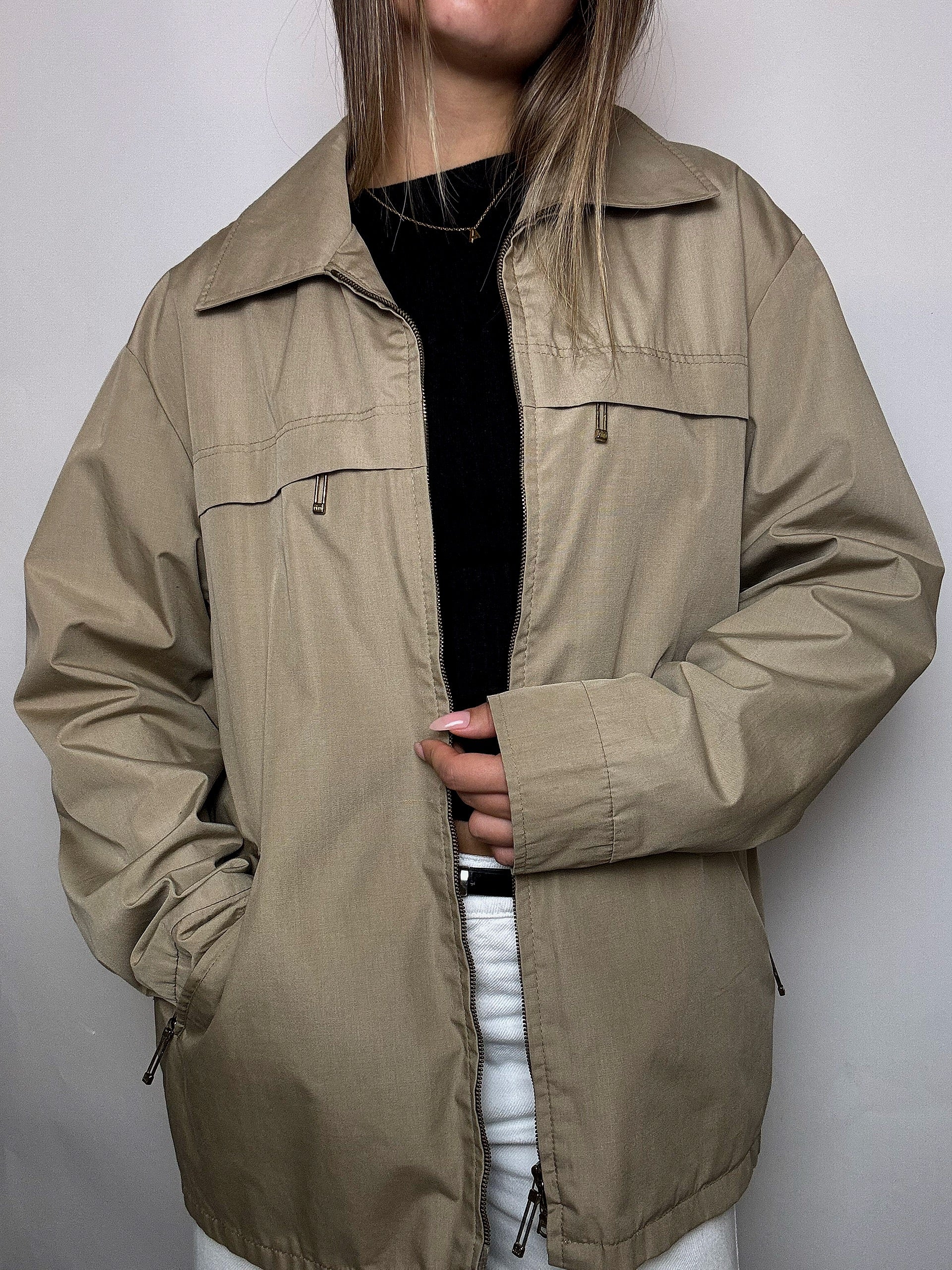 Vintage beige waterproof jacket XL