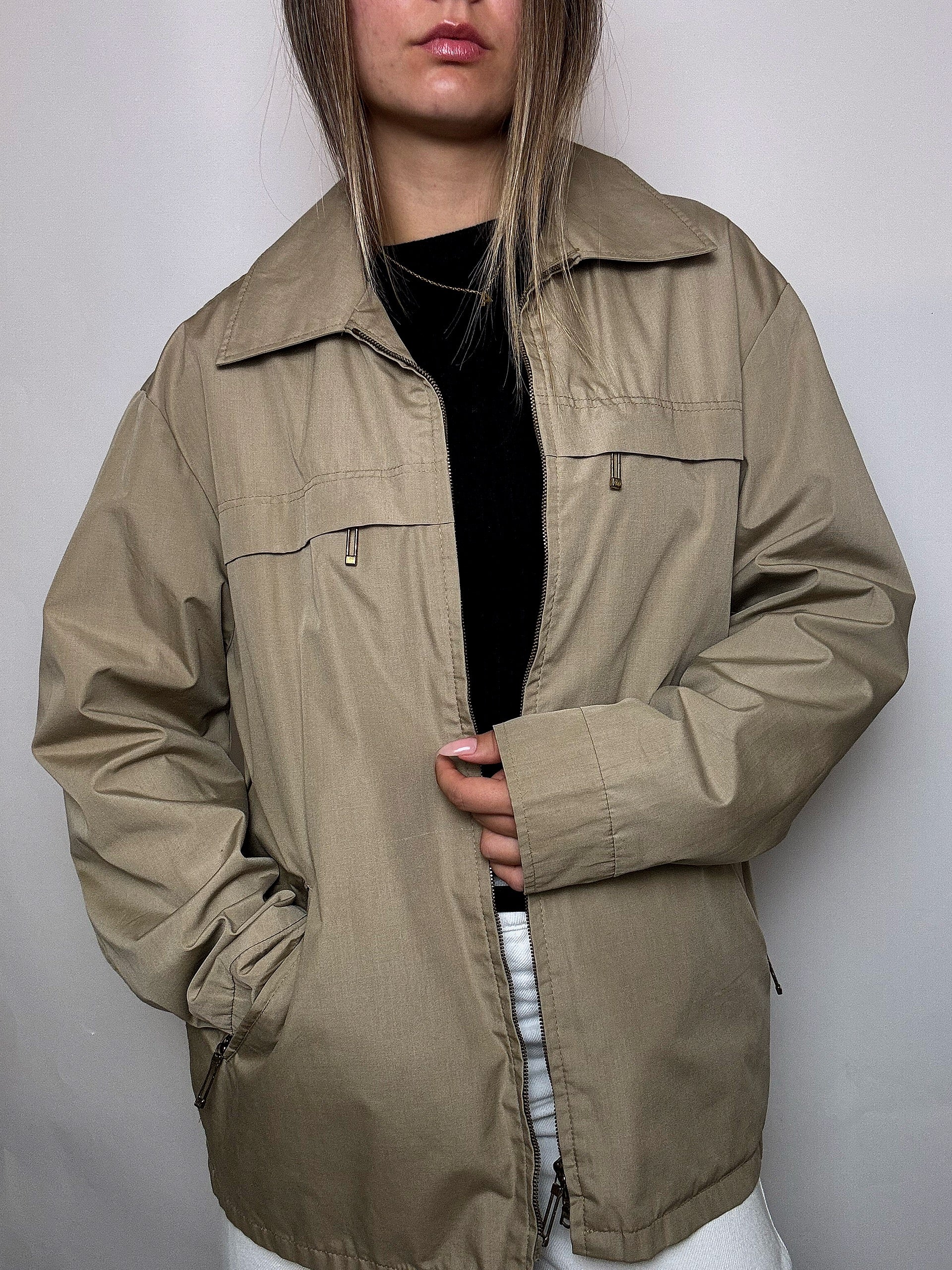 Vintage beige waterproof jacket XL