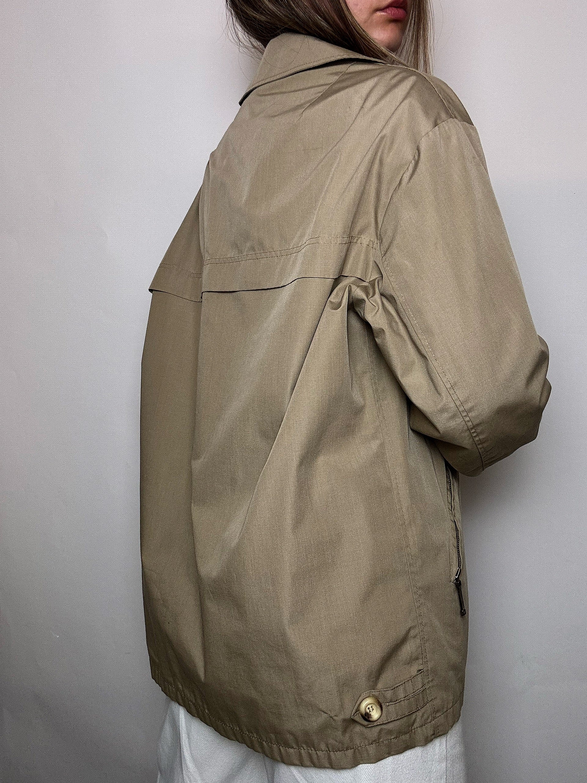Vintage beige waterproof jacket XL