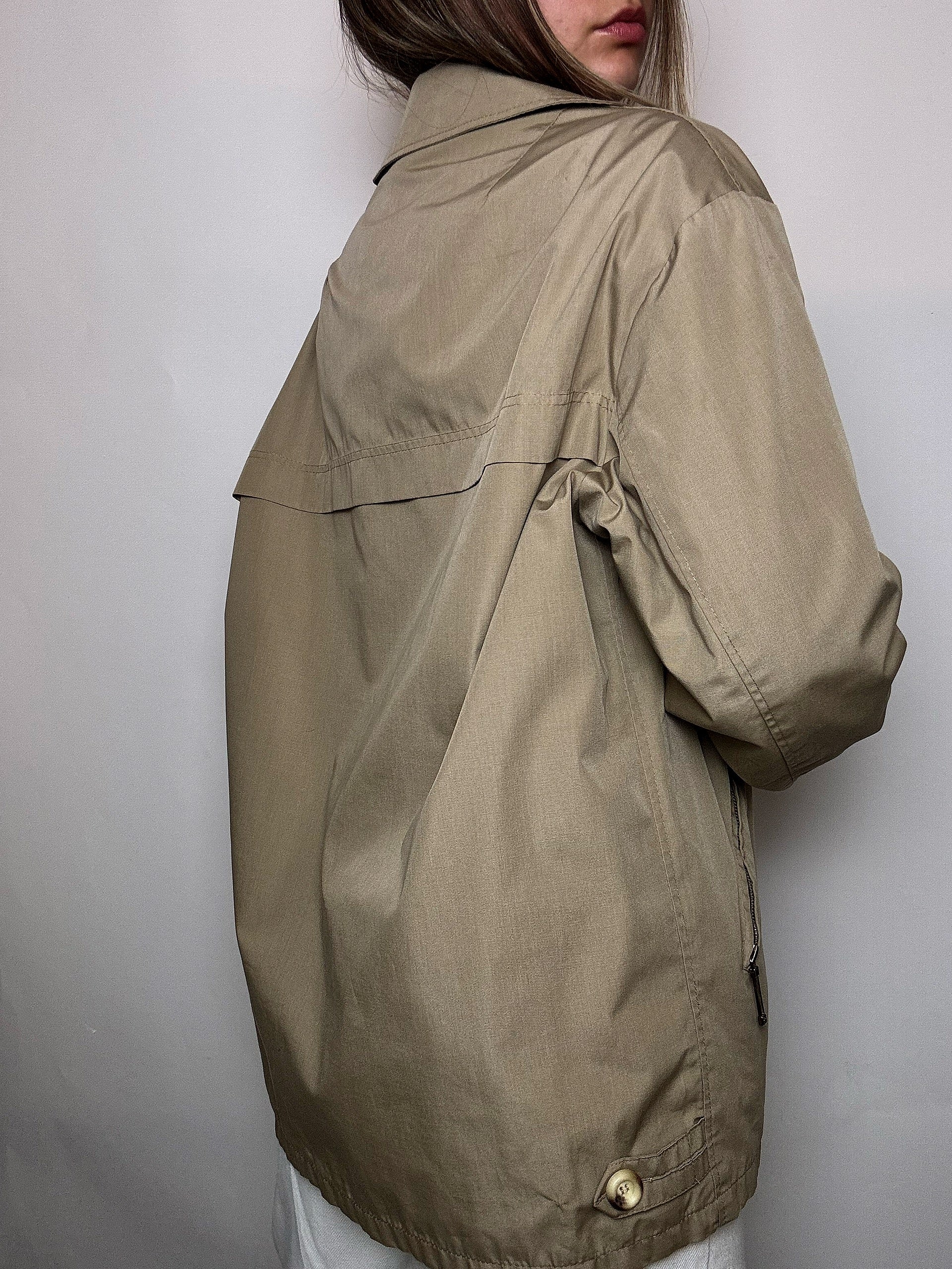 Vintage beige waterproof jacket XL