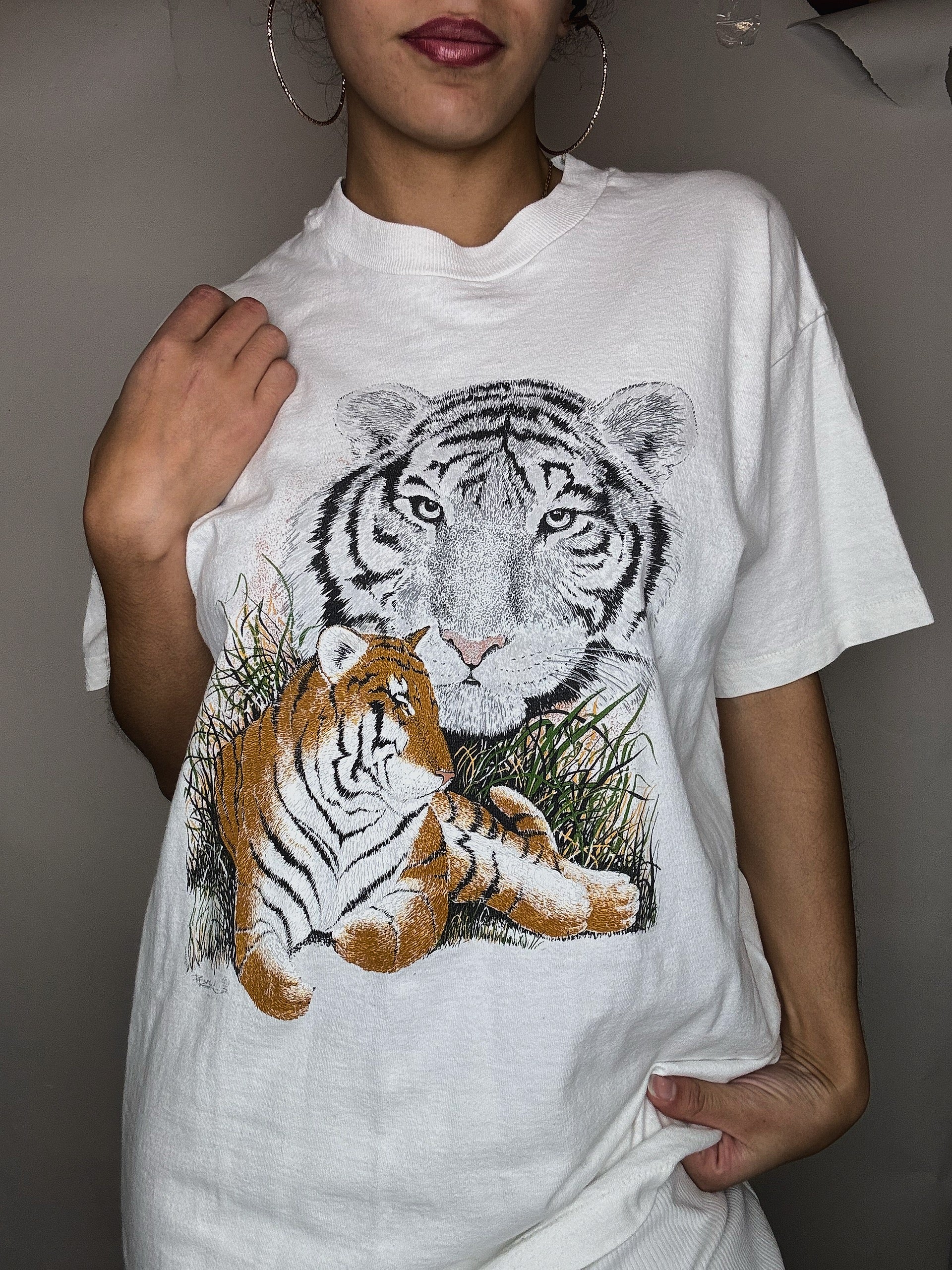 Weißes, kitschiges T-Shirt mit Tigern, Größe L, Vintage