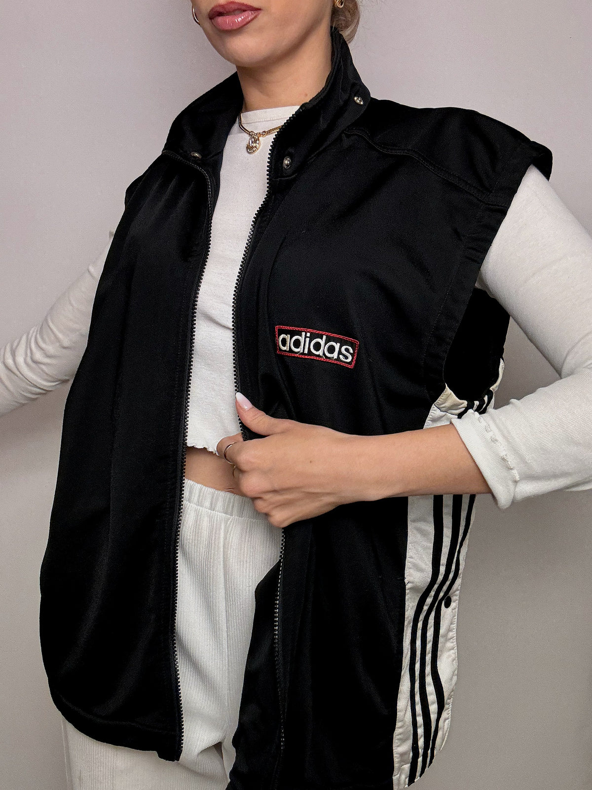 ADIDAS L/XL Vintage Schwarze Sportweste