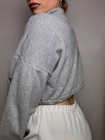 ADIDAS S vintage gray cropped sweatshirt