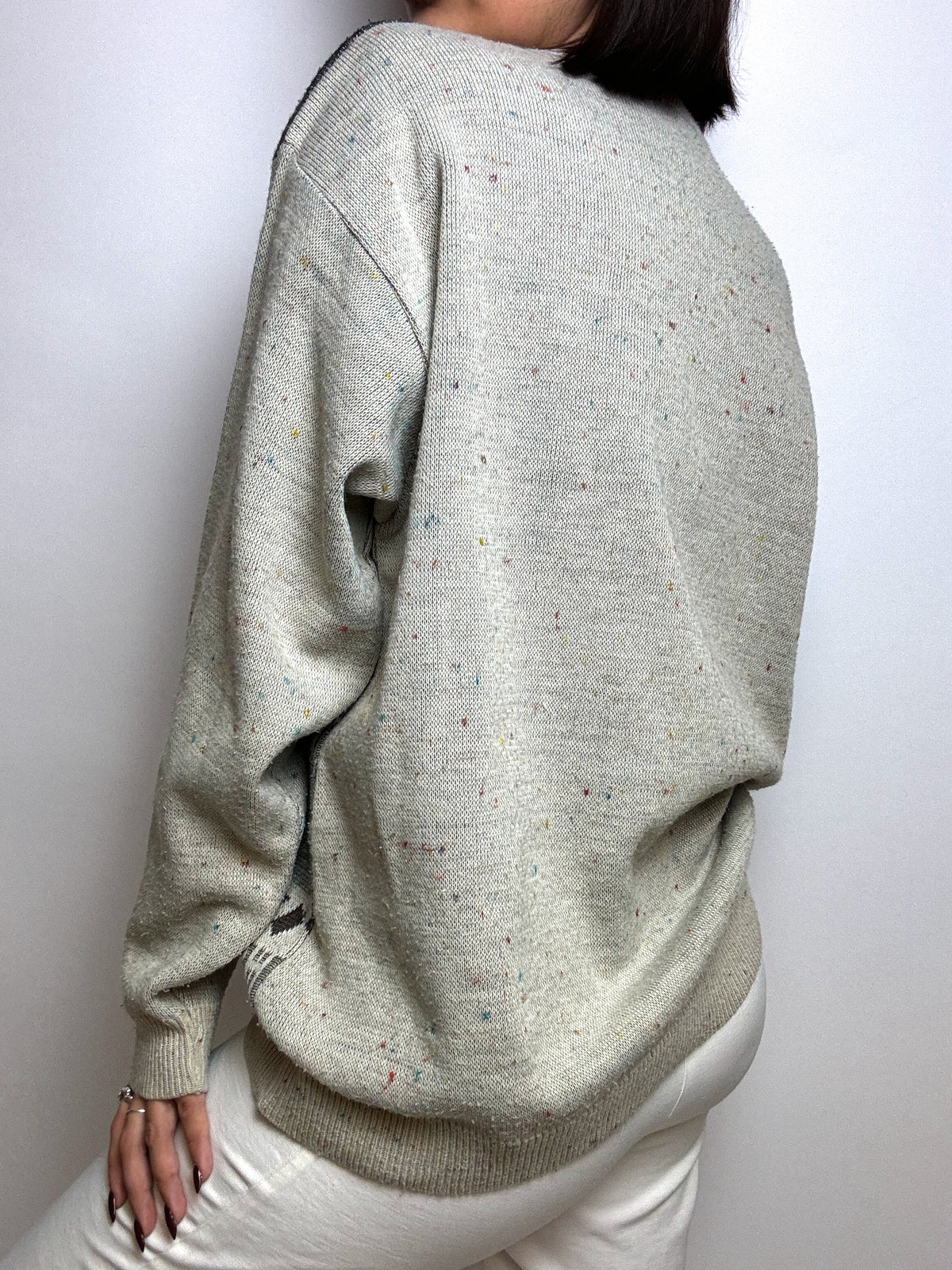 Beige patterned vintage knit sweater L 