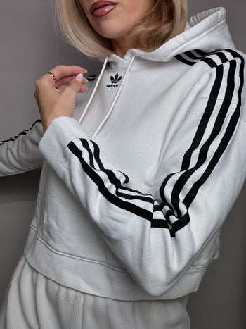 ADIDAS S vintage white cropped sweatshirt