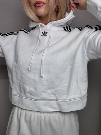 ADIDAS S vintage white cropped sweatshirt