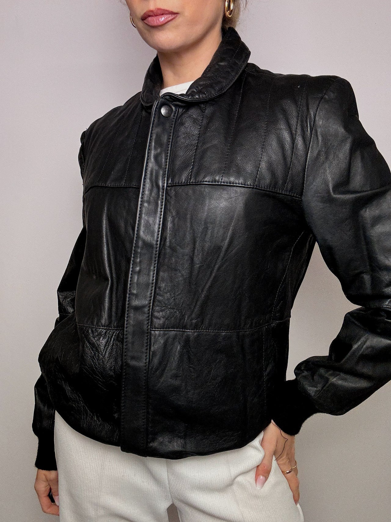 Vintage M/L black leather jacket