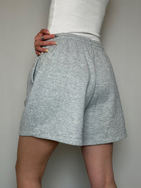 Short de sport gris Reebok L vintage