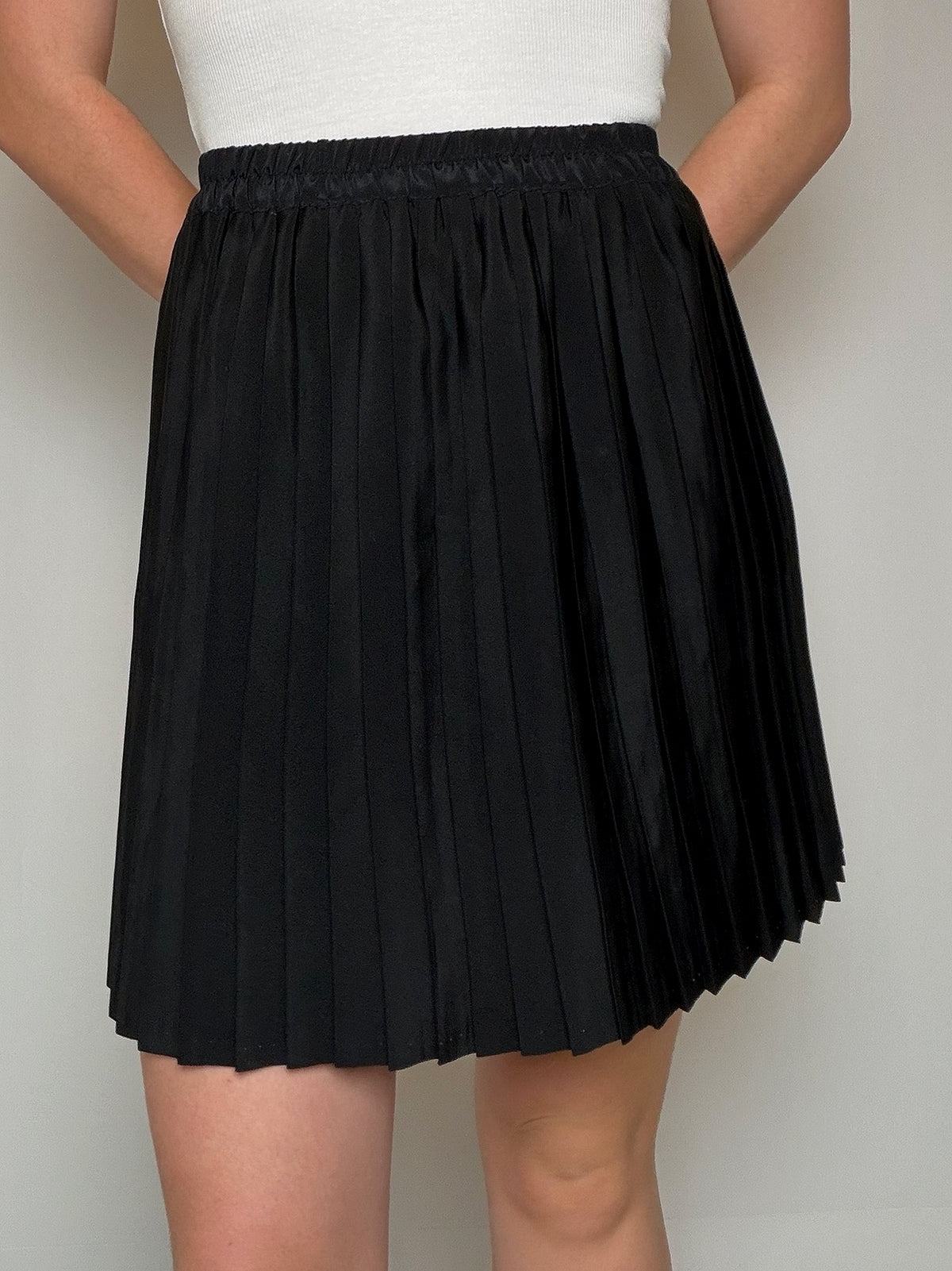 Jupe plissée noire S/M vintage