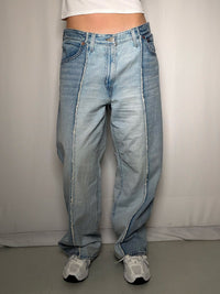 Jean baggy Levi's W30 vintage