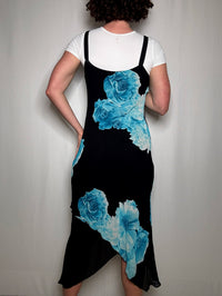 Robe noire avec fleurs bleues M vintage