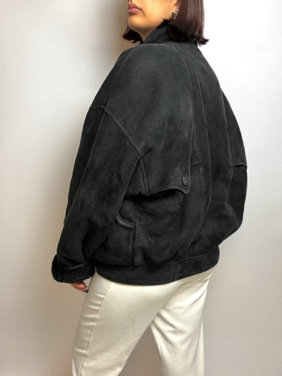 Black leather bomber with vintage sheepskin collar M 