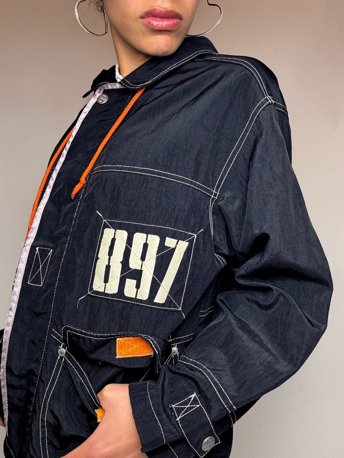 Wintbreaker zippée noir à détail L vintage