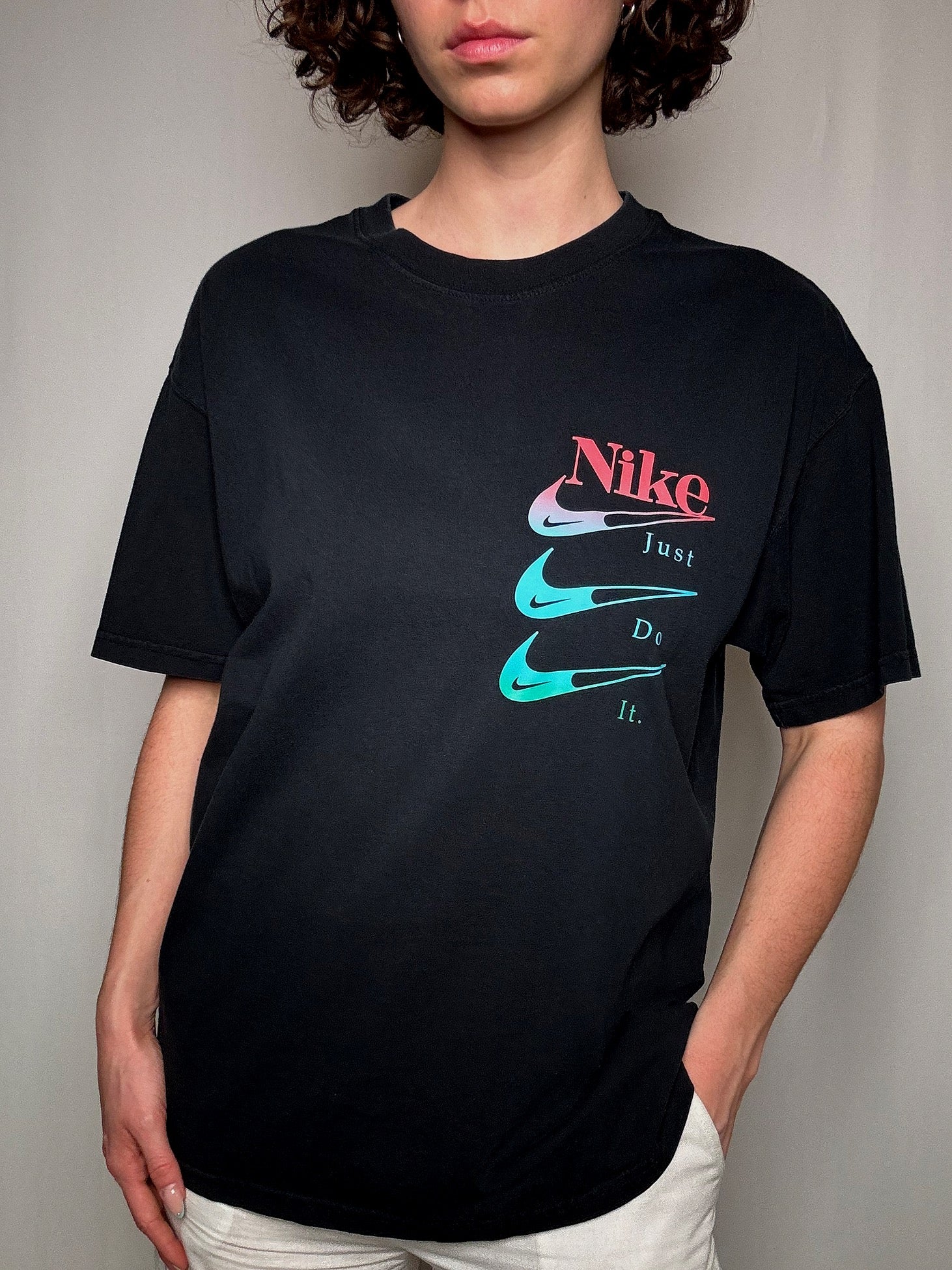 Schwarzes Nike T-Shirt Größe M, Vintage