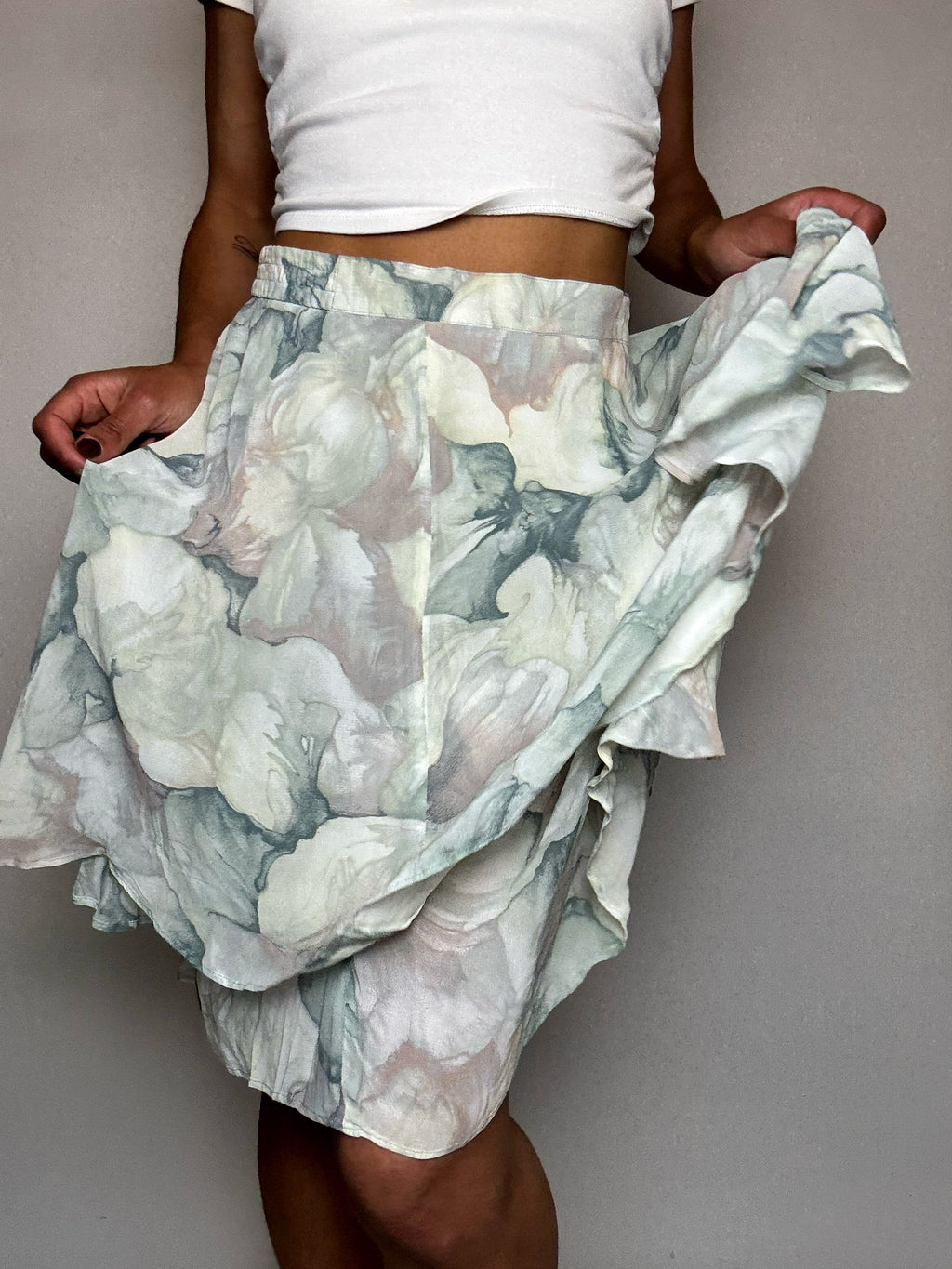 Fließender Rock mit Vintage-Pastellmuster, Größe S