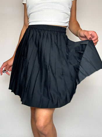 Jupe en laine plissée noire S vintage