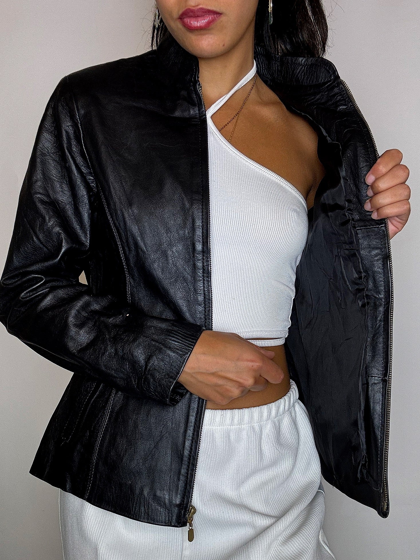 Veste en cuir cintrée noire S/M vintage