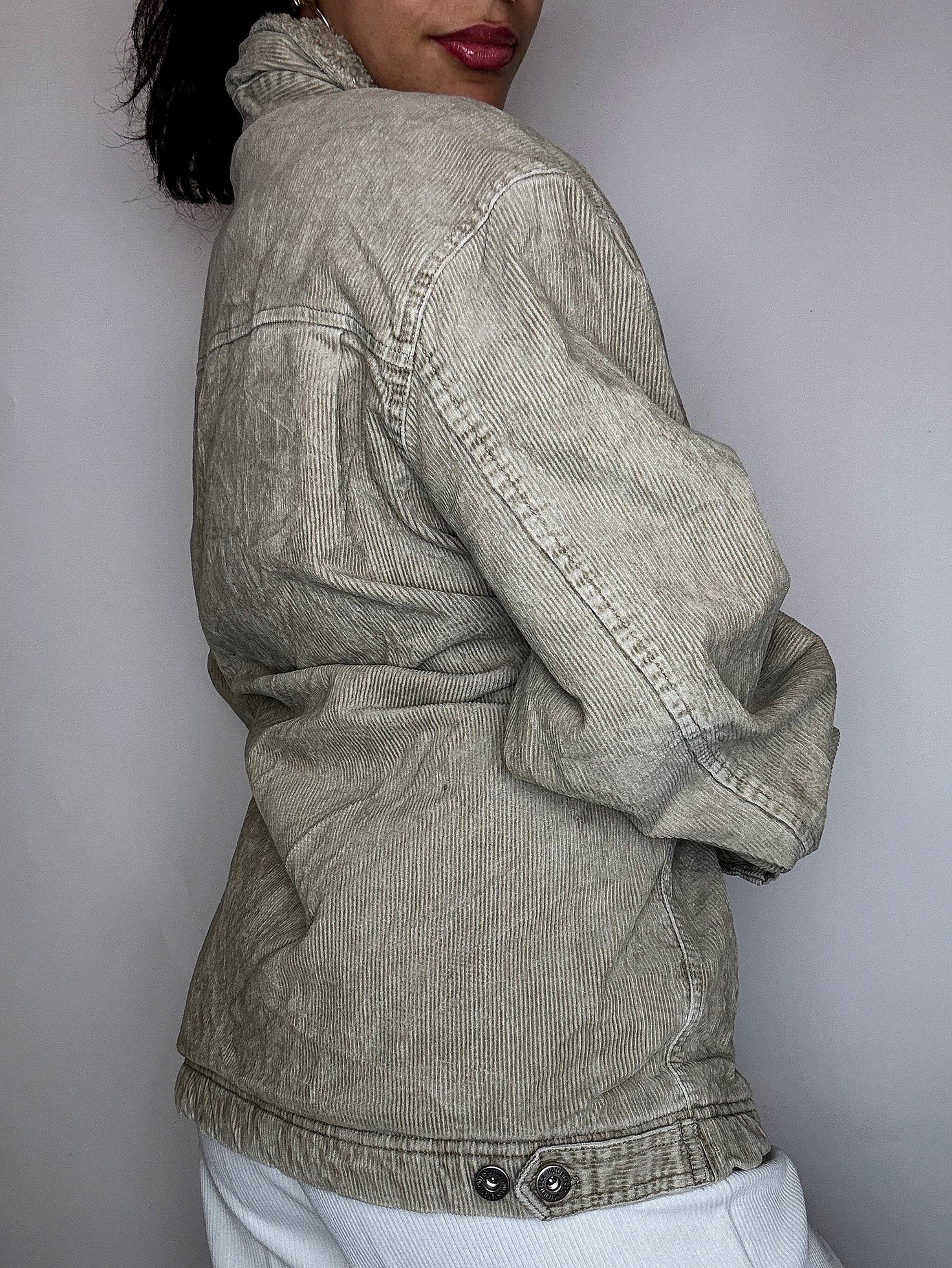 HOLLISTERCO L vintage beige corduroy lined jacket