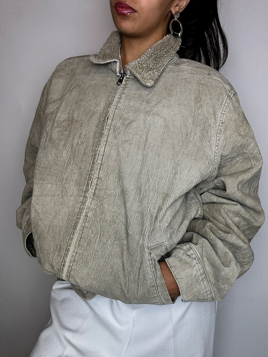 HOLLISTERCO L vintage beige corduroy lined jacket