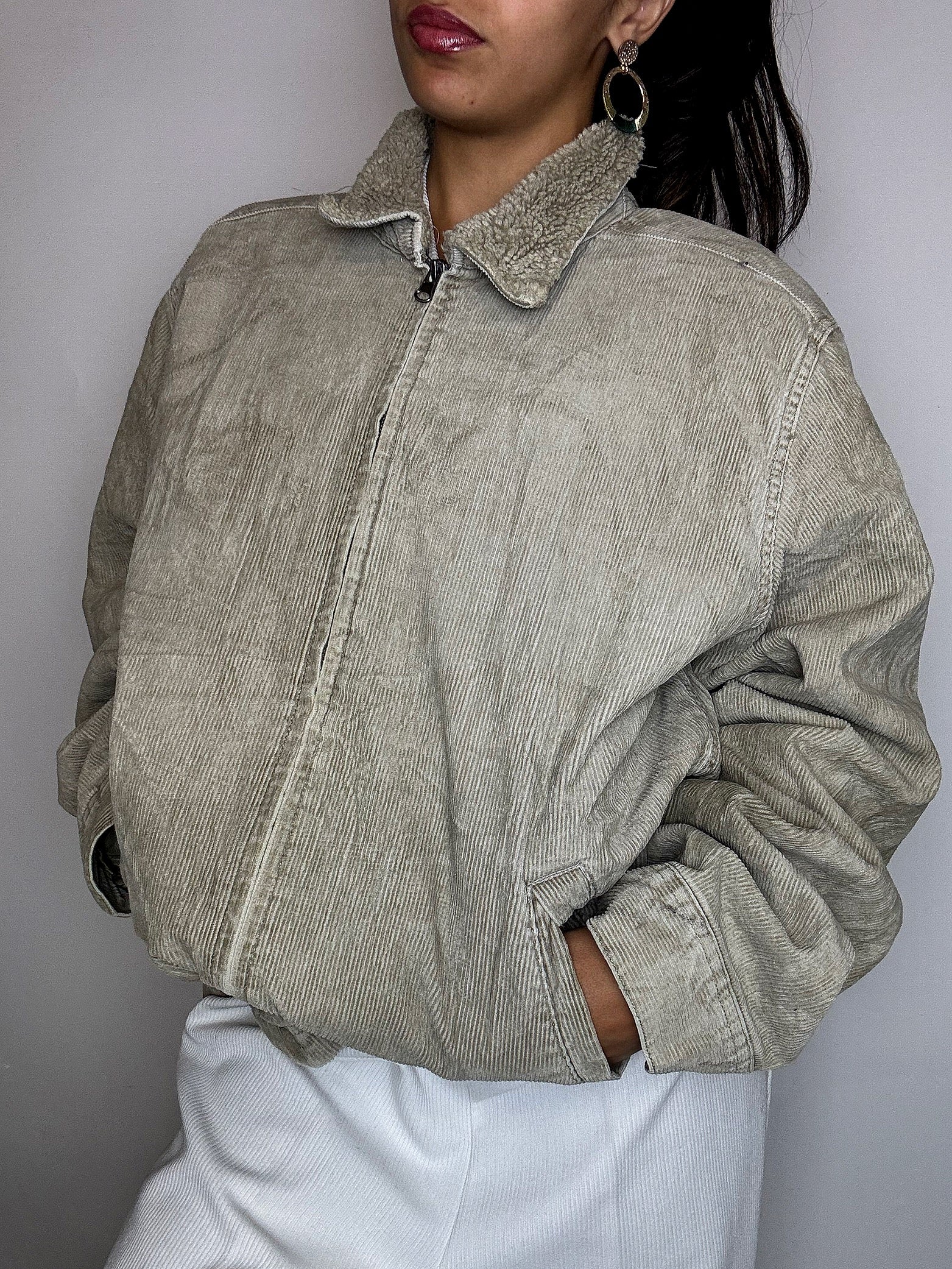 HOLLISTERCO L vintage beige corduroy lined jacket