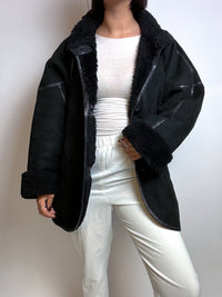 Black vintage shearling jacket M 