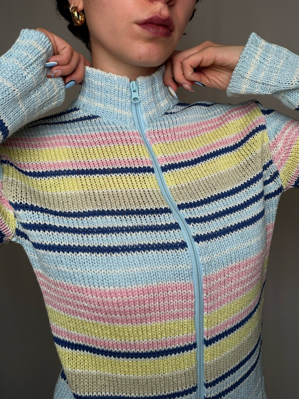 Vintage gestreifte Strickjacke mit Reißverschluss, Pastell, Gr. M