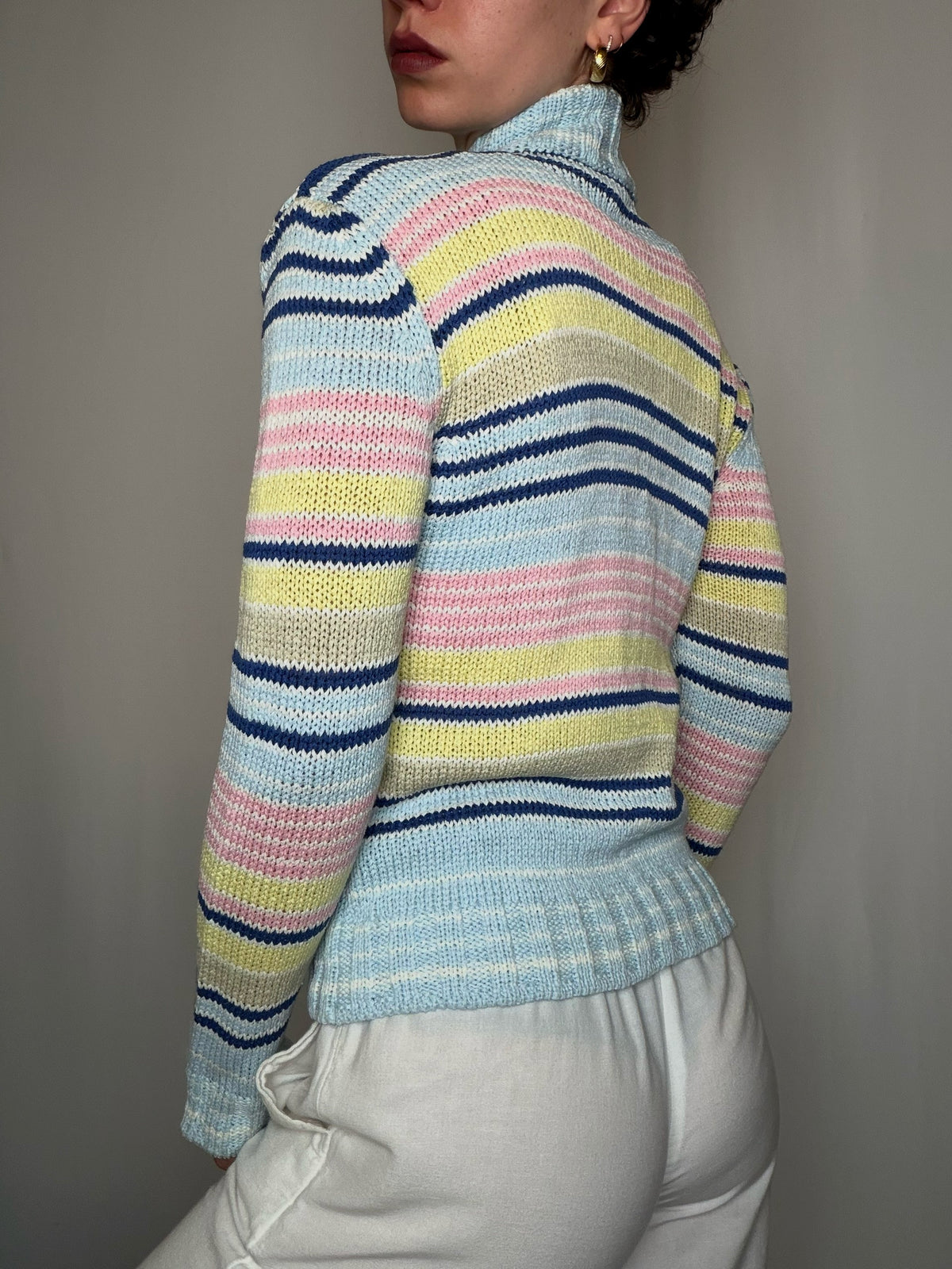 Vintage gestreifte Strickjacke mit Reißverschluss, Pastell, Gr. M