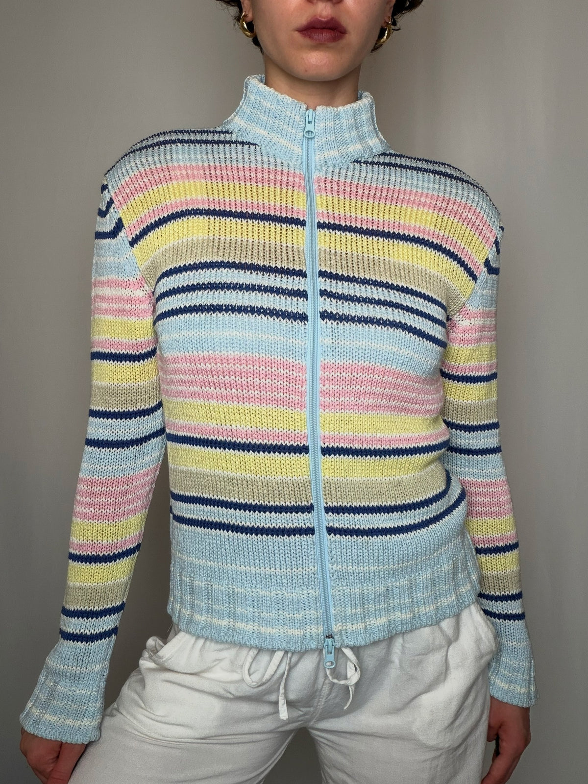 Vintage gestreifte Strickjacke mit Reißverschluss, Pastell, Gr. M