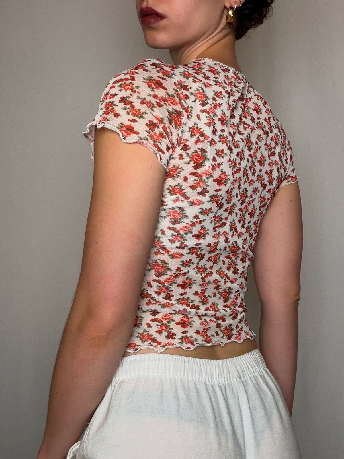 Top en mesh a fleurs M vintage
