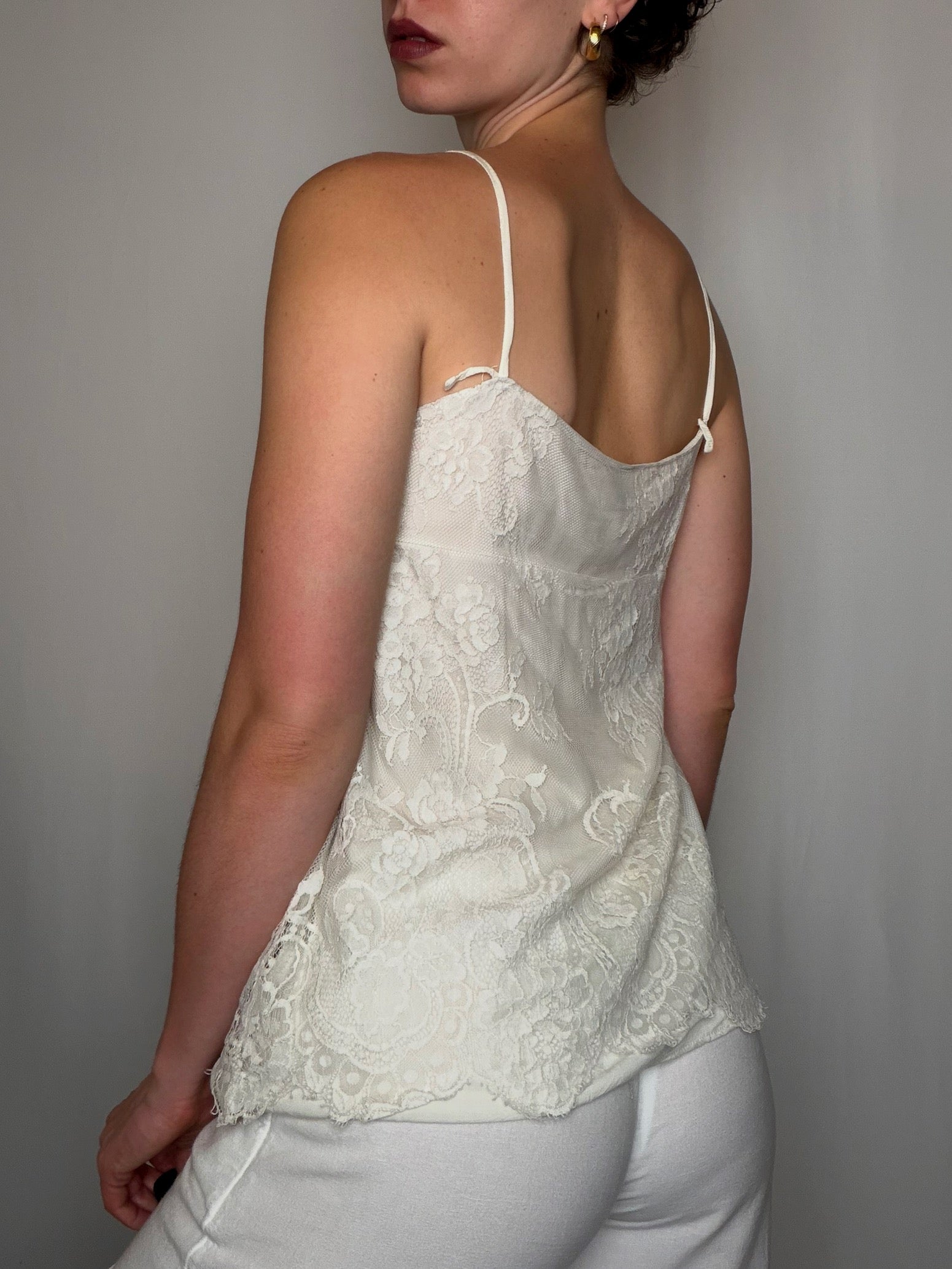 Top a bretelles et dentelle crème Benetton S/M vintage