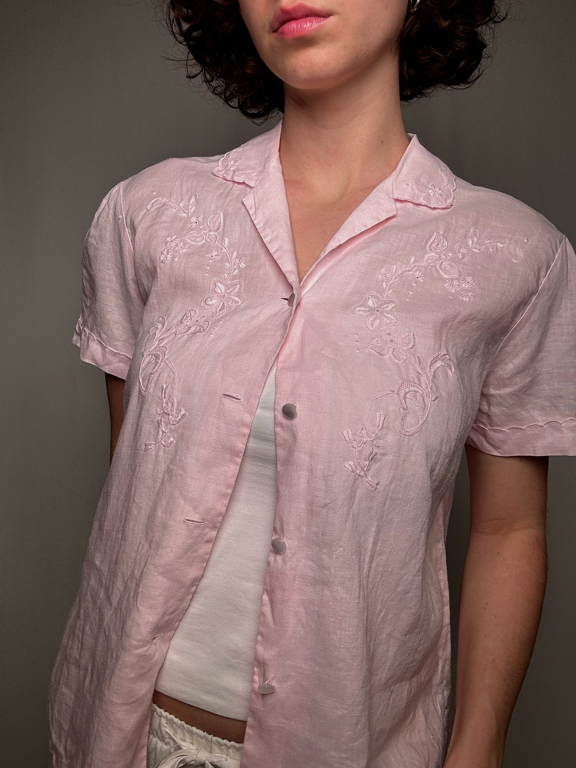 Chemisier brodé en lin M/L vintage