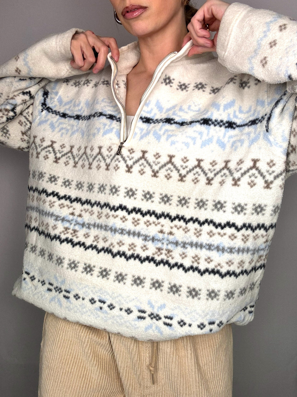 White fleece jacket with winter pattern XL Vintage