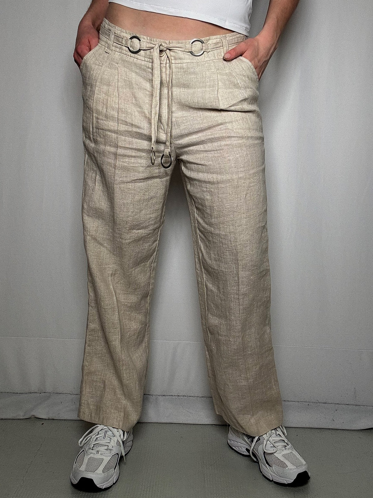 Pantalon en lin beige avec détails M/L vintage