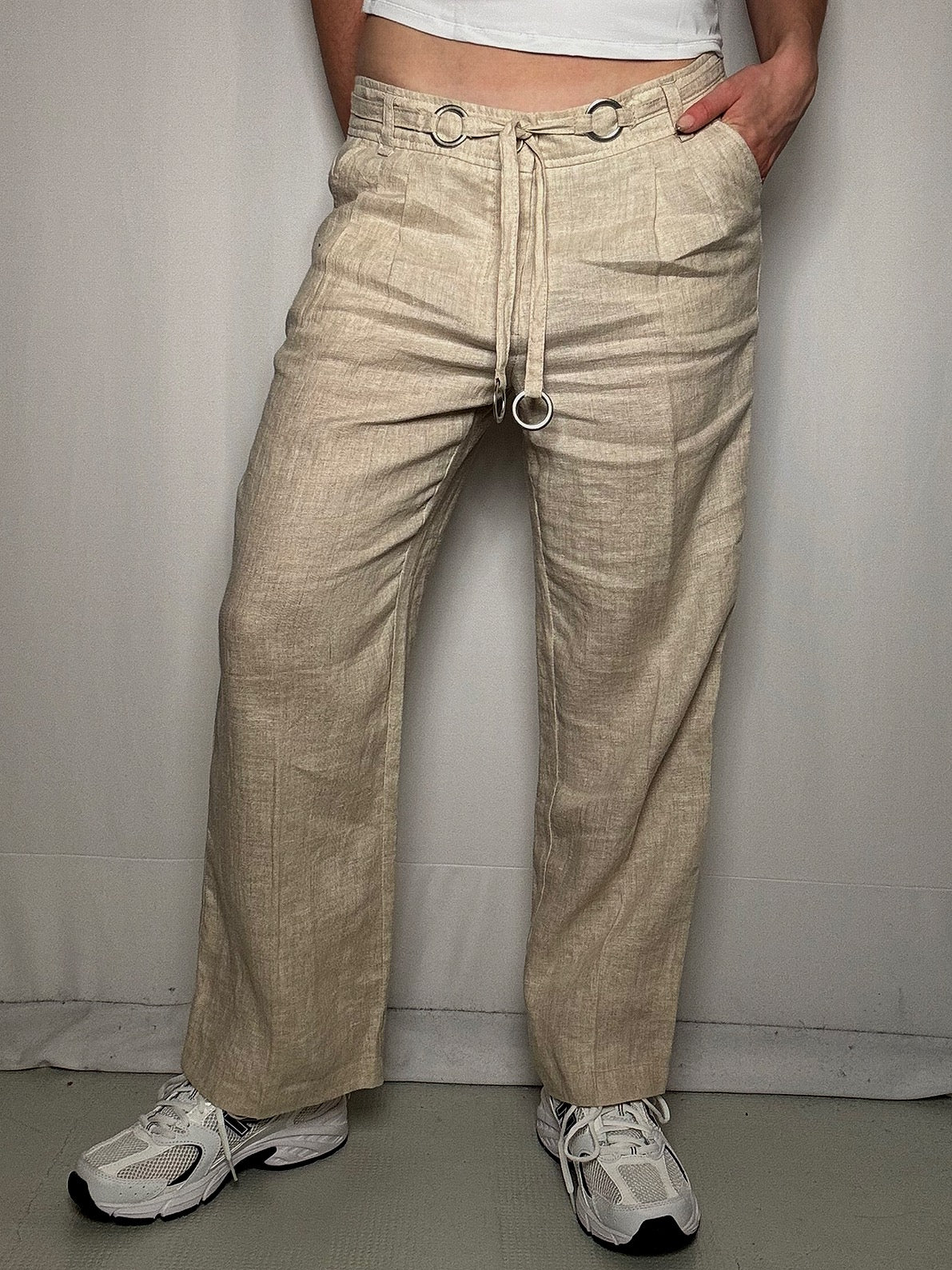 Pantalon en lin beige avec détails M/L vintage