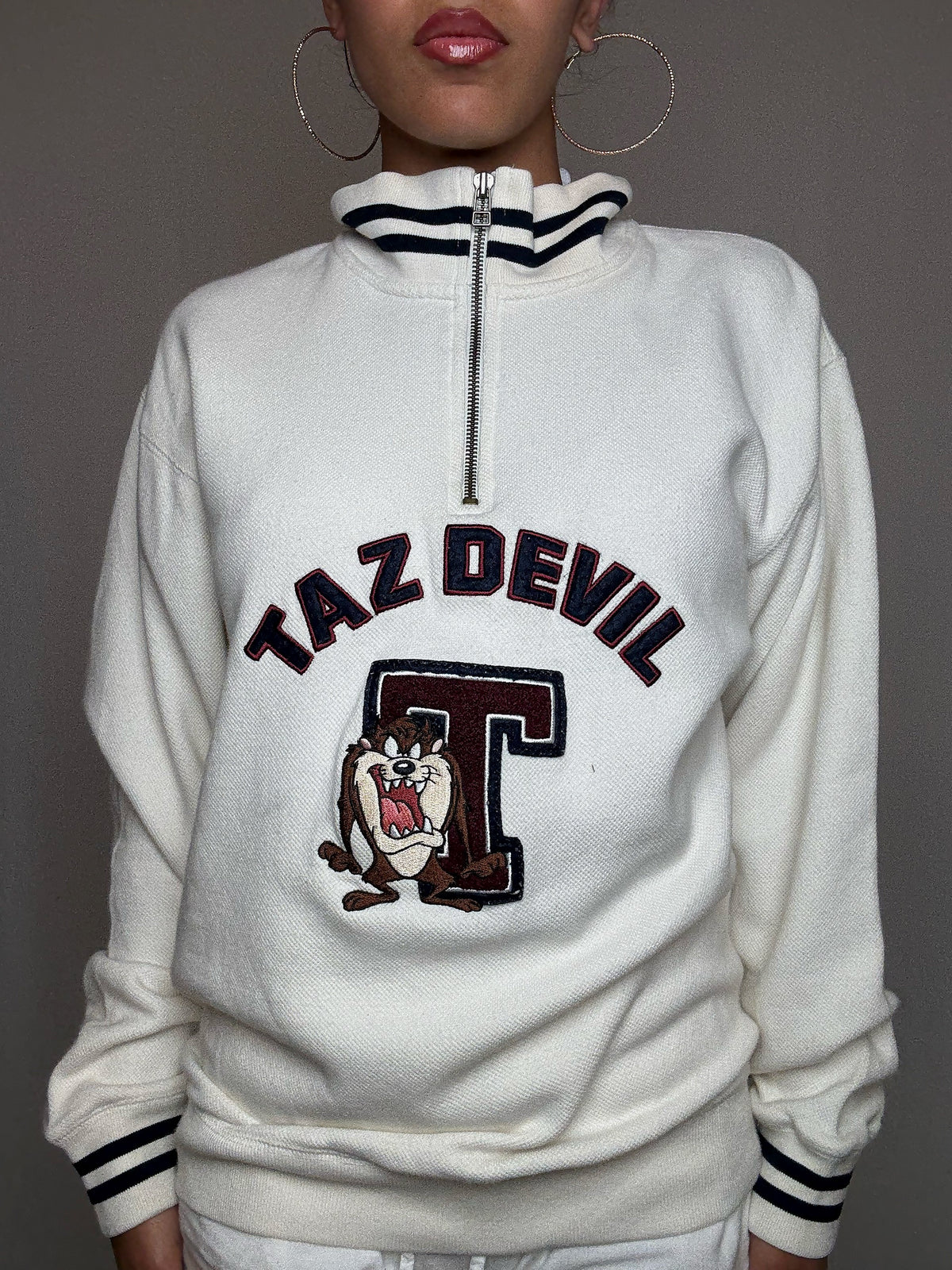 Sweat brodé crème Taz S/M vintage