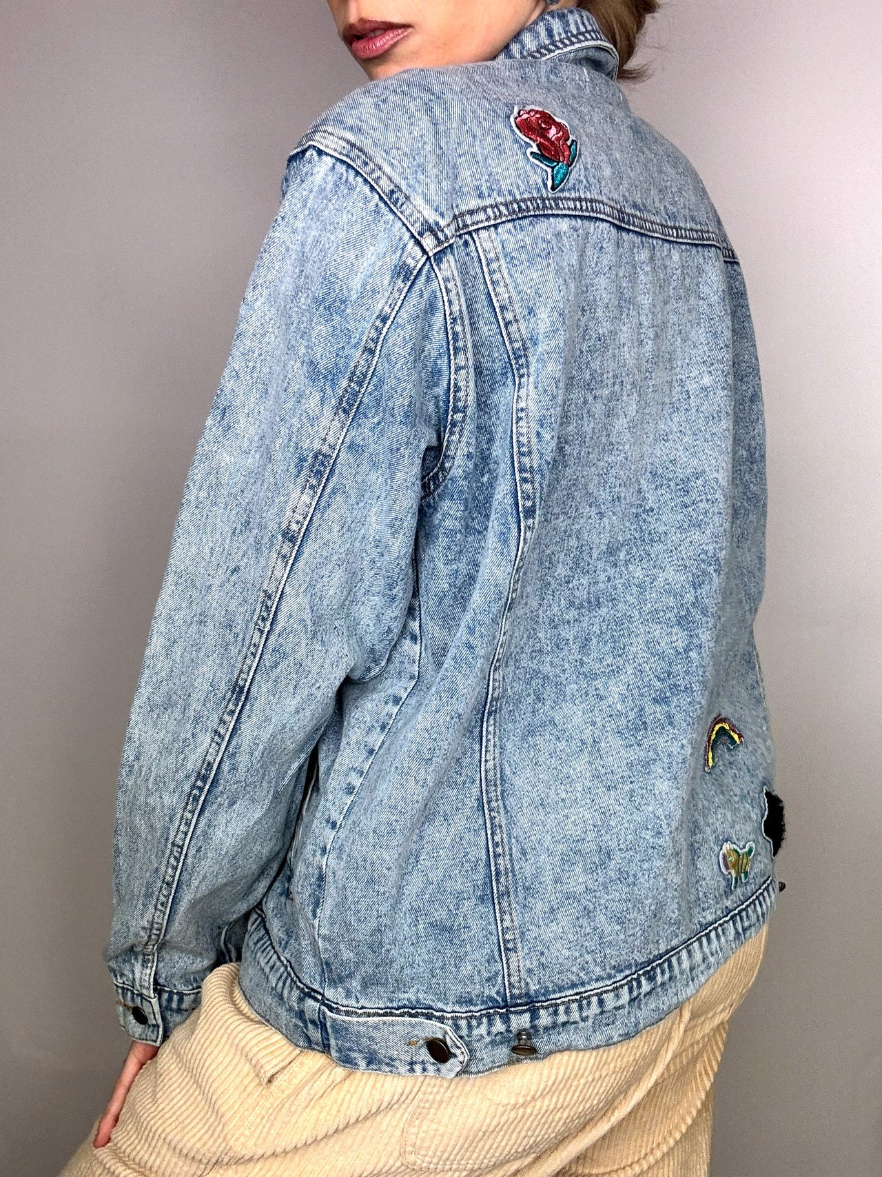 Veste en denim avec patch L vintage