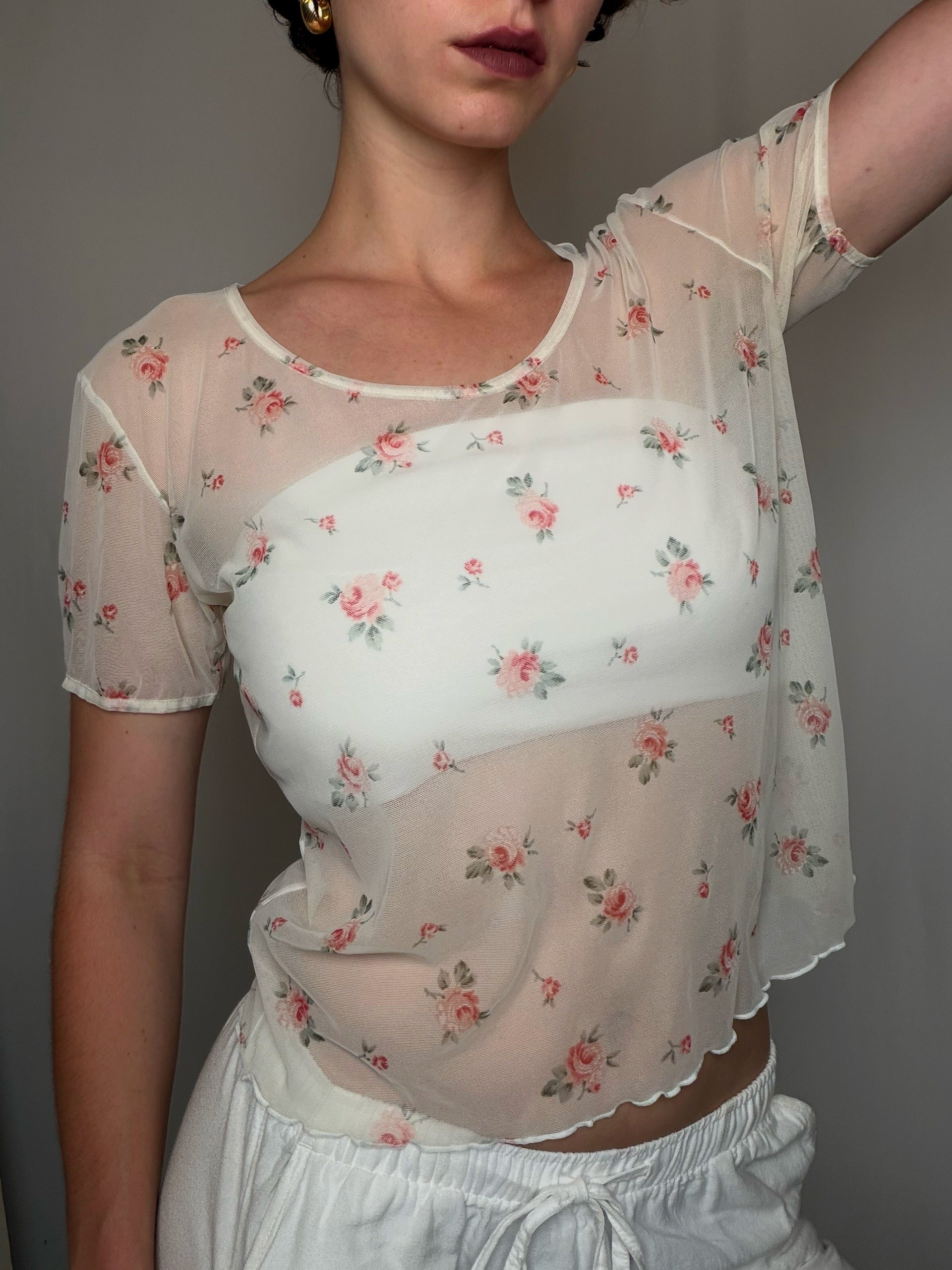 Top en mesh à fleurs L vintage