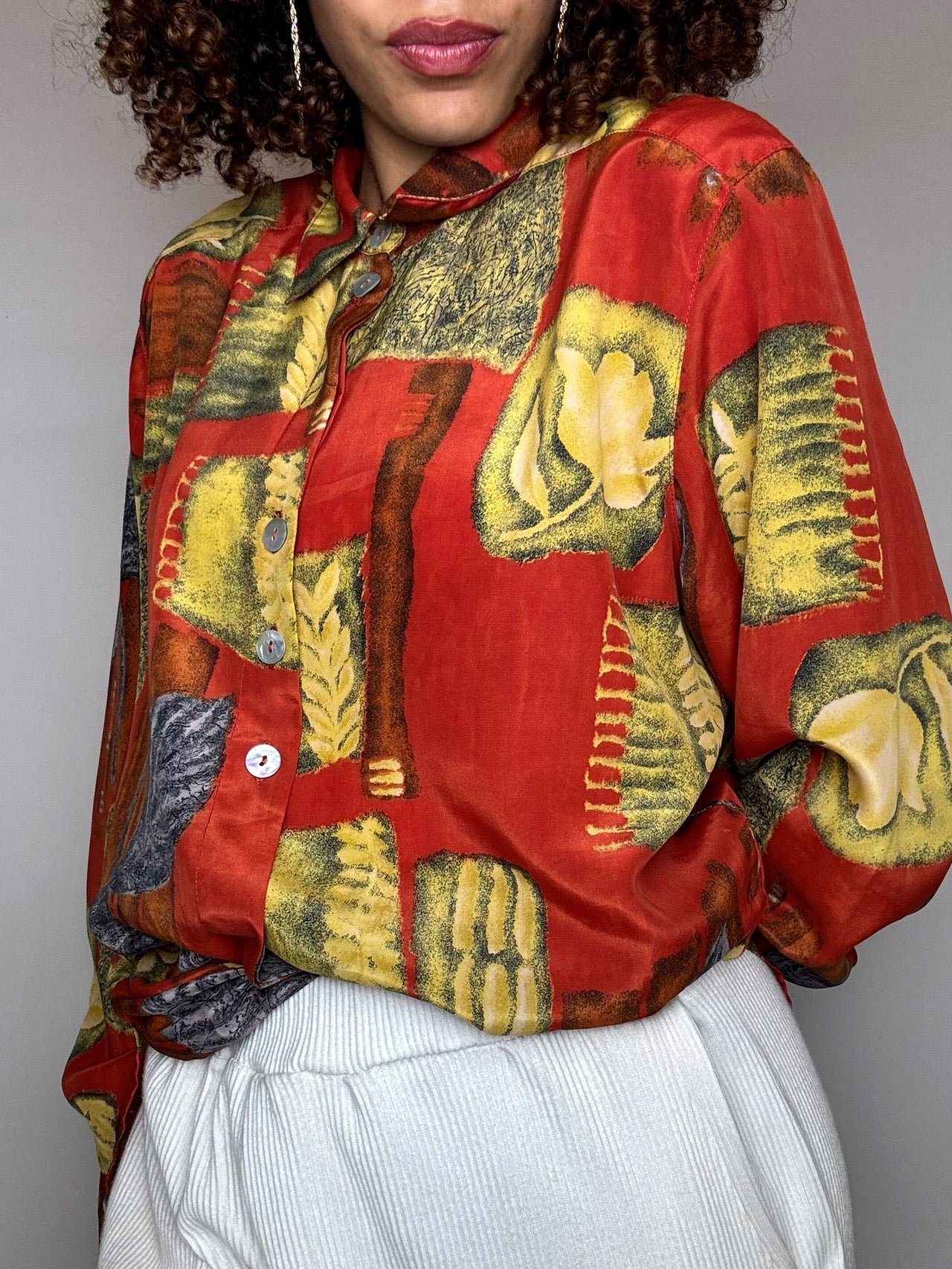 Vintage abstract print flowing shirt L