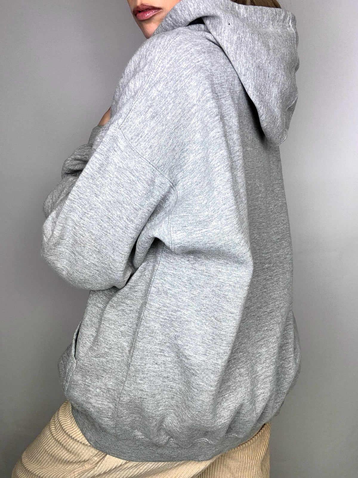 Vintage L/XL Graue Kapuzenjacke