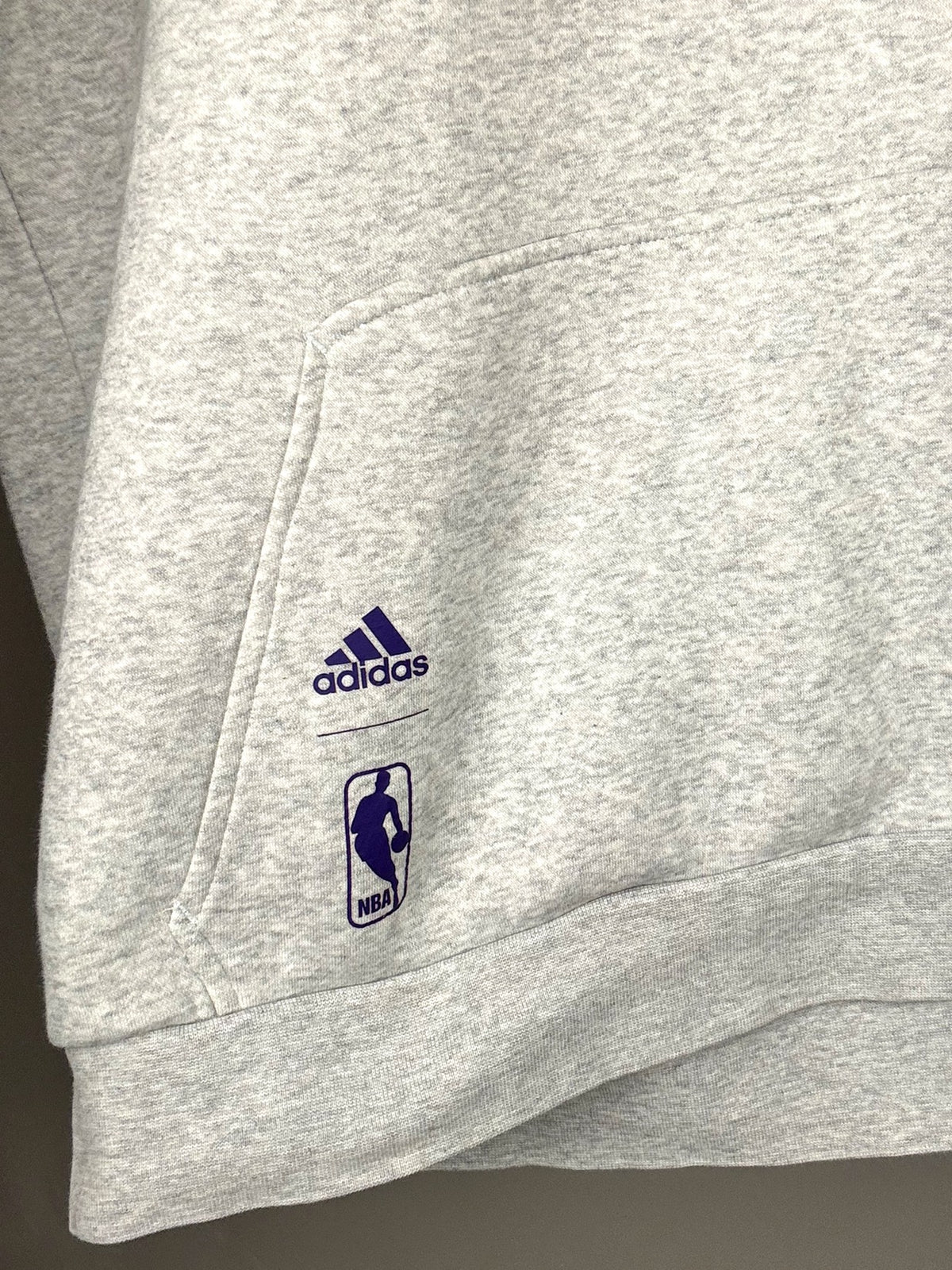 Sweat à capuche gris ADIDAS x NBA S/M vintage