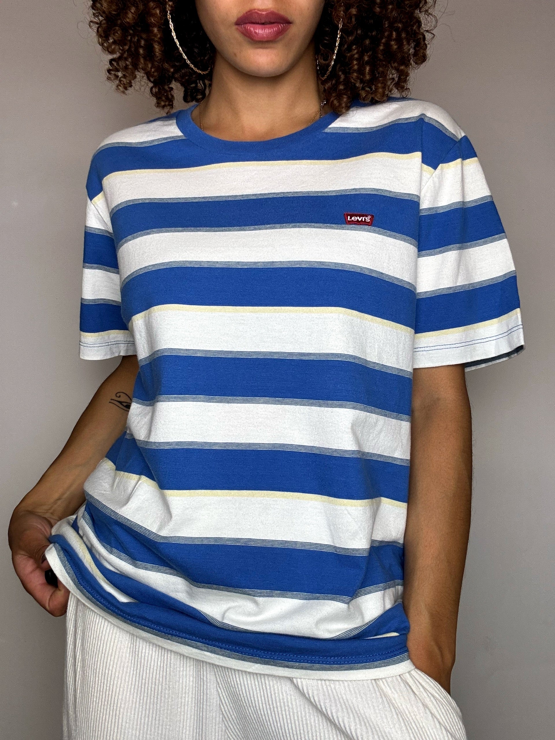 ADIDAS S/M vintage beige long-sleeved crop top