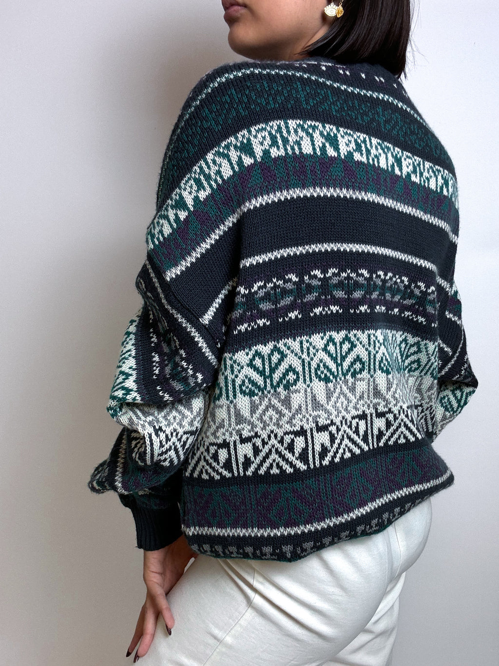 Blue and green sweater with vintage chalet patterns M/L 
