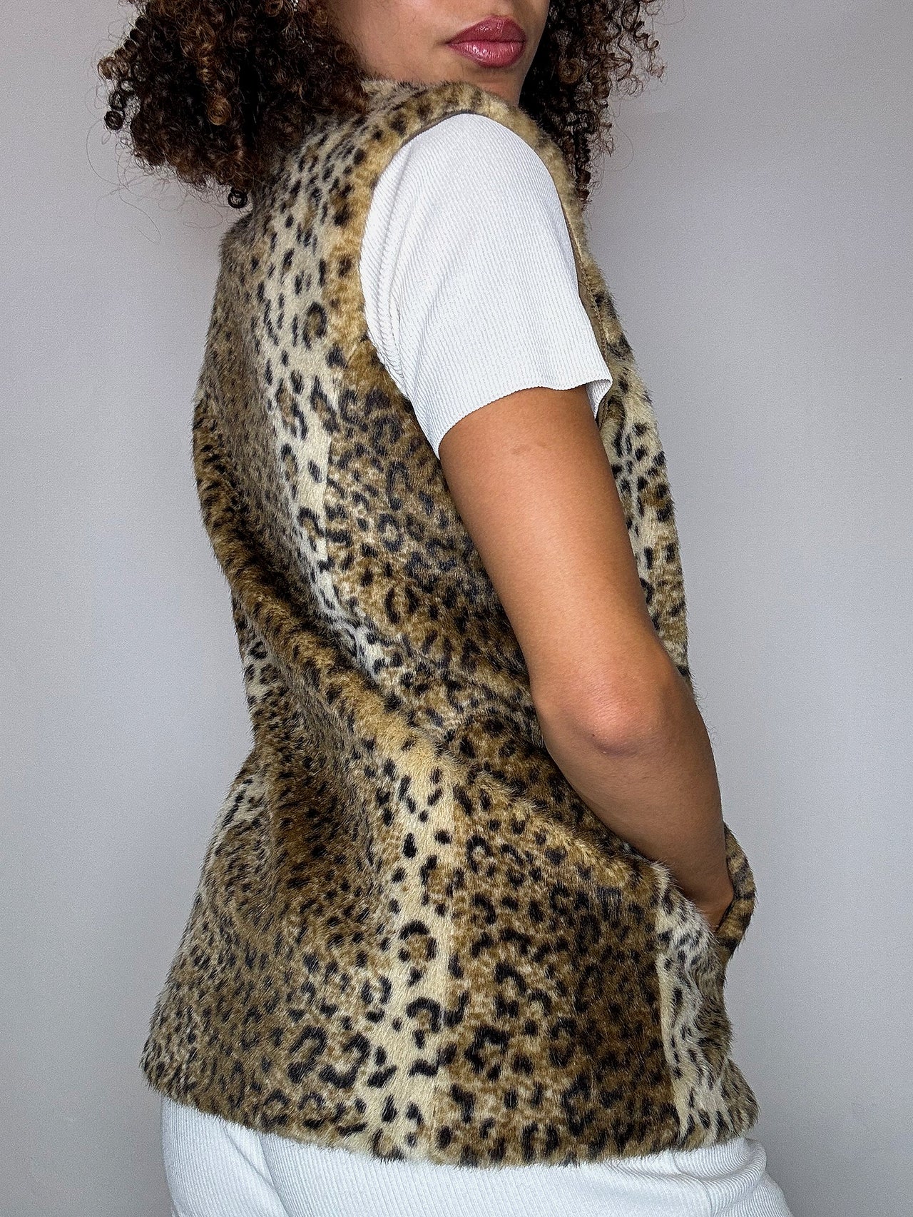 Gilet en fausse fourrure léopard S vintage
